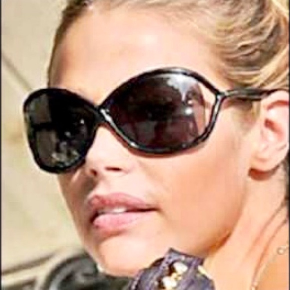 Tom Ford “Whitney” sunglasses in purple